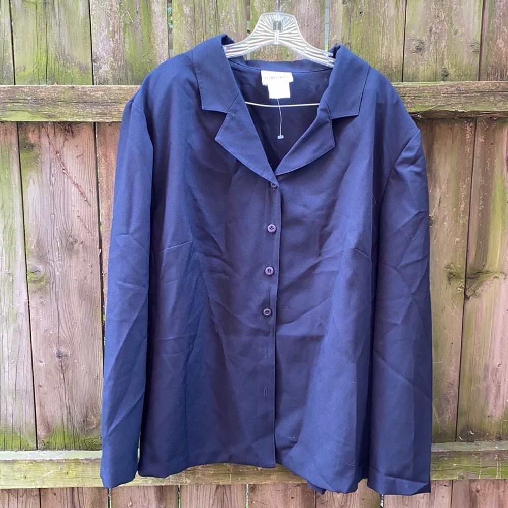 Fashion Bug button Down blouse sz. 28 W